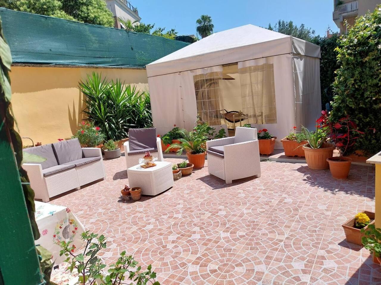 Il Giardino Di Marimar Lejlighed Eksteriør billede